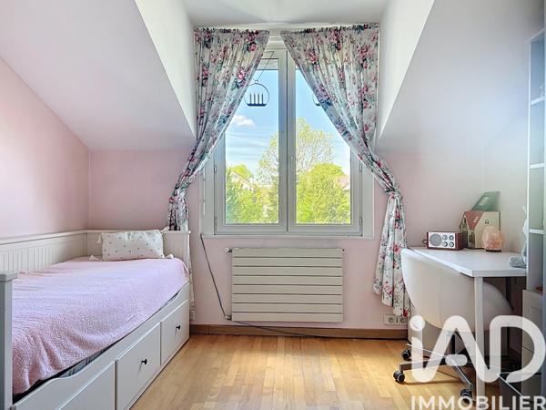 Maison à vendre 5 pièces 95 m² Chatou