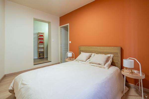 Appartement
         2 pièces
        - 40 m² 199 900 € *
