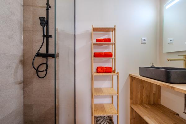Appartement
         2 pièces
        - 40 m² 199 900 € *