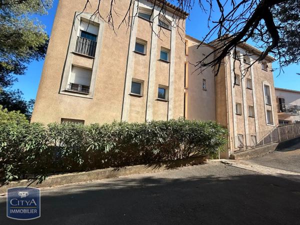 Appartement à louer 2 pièces 47m² Puget-sur-Argens (83480)