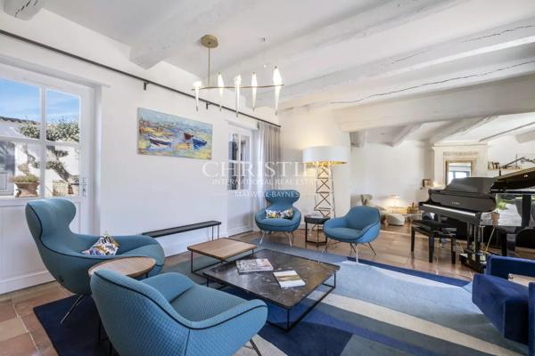 Demeure d’Exception, Maison d’Amis & Garage de Collection – Le Bois-Plage-en-Ré