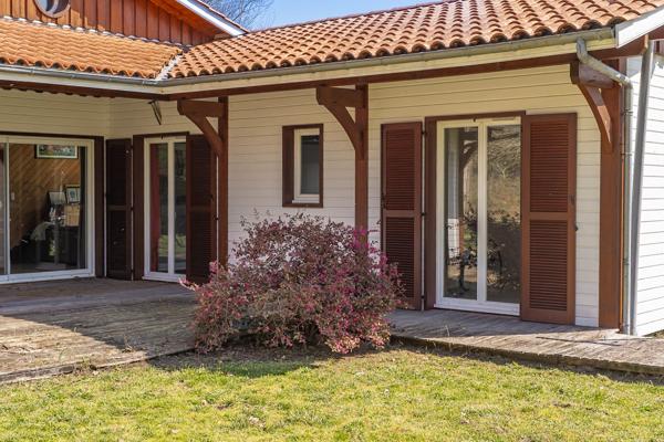 Maison bois 140m2 parcelle 2000m2 3 ch