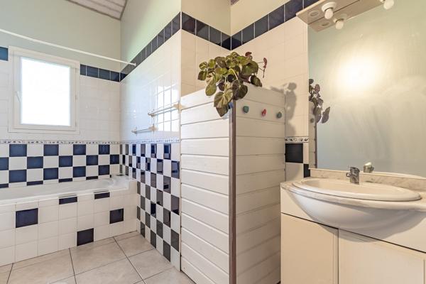 Maison bois 140m2 parcelle 2000m2 3 ch