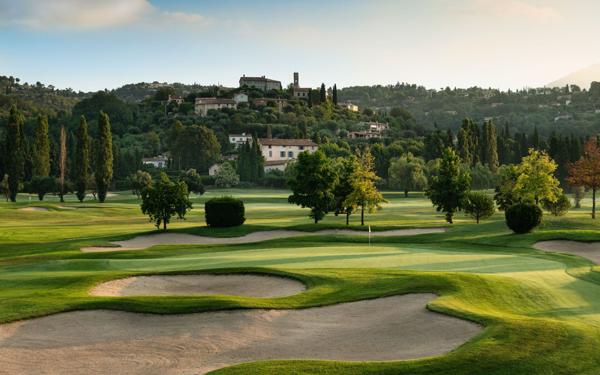 Appartement à vendre    4 pièces • 122,57 m2 Châteauneuf-Grasse