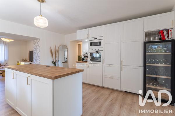 Maison (prestige) à vendre 5 pièces 141,12 m² Arles