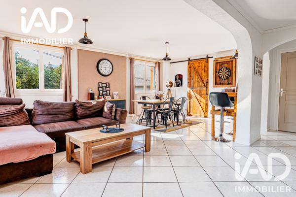 Maison à vendre 8 pièces 271,78 m² Poligny