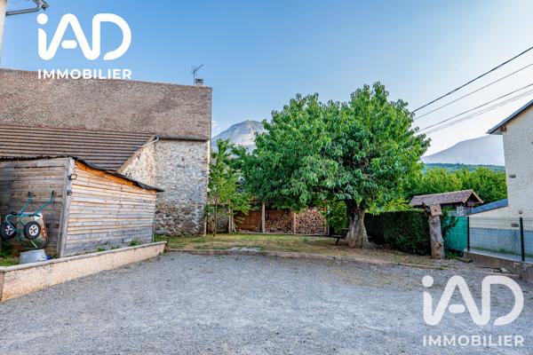 Maison à vendre 8 pièces 271,78 m² Poligny