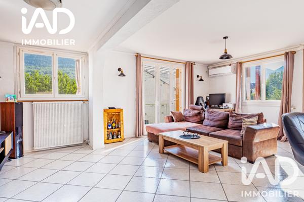 Maison à vendre 8 pièces 271,78 m² Poligny