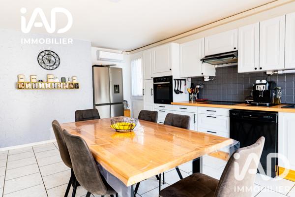 Maison à vendre 8 pièces 271,78 m² Poligny