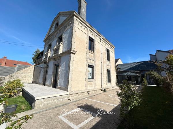 Maison 7 pièces - 226 m² Exclusivité efficity