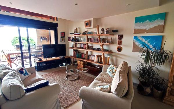 Maison à vendre    8 pièces •  Bages