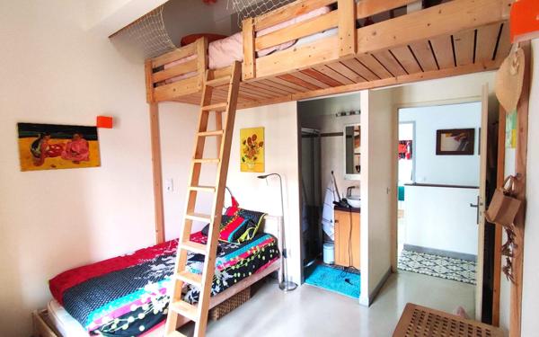 Maison à vendre    8 pièces •  Bages