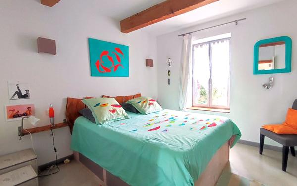 Maison à vendre    8 pièces •  Bages