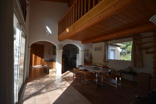 Maison à vendre 5 pièces PERNES LES FONTAINES (84)