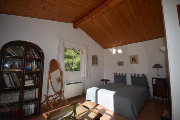 Maison à vendre 5 pièces PERNES LES FONTAINES (84)