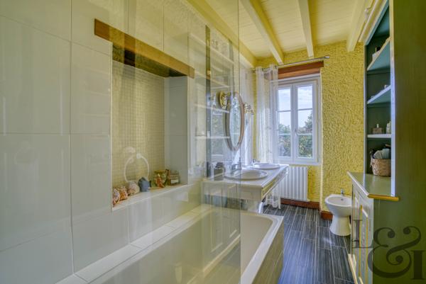 Propriété en pierre à vendre à Pujols