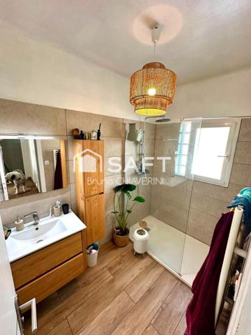 Une maison chaleureuse à deux pas des commodités