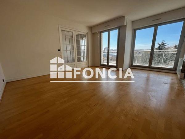 Location Appartement 4 pièces 84.1 m² - RUE DU CHEMIN VERT Saint-germain-en-laye 78100