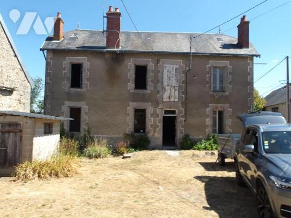 LAVAUFRANCHE (23) CREUSE, A vendre propriété en pierres comprenant une maison d'habitation avec...
