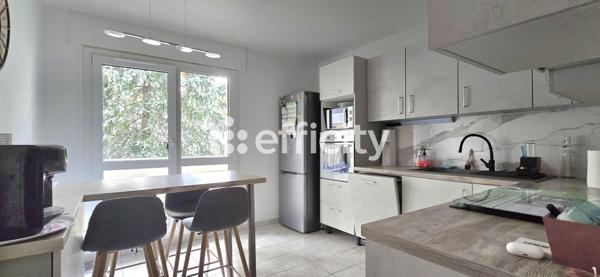 Appartement
         5 pièces
        - 101 m² Exclusivité 345 000 € *