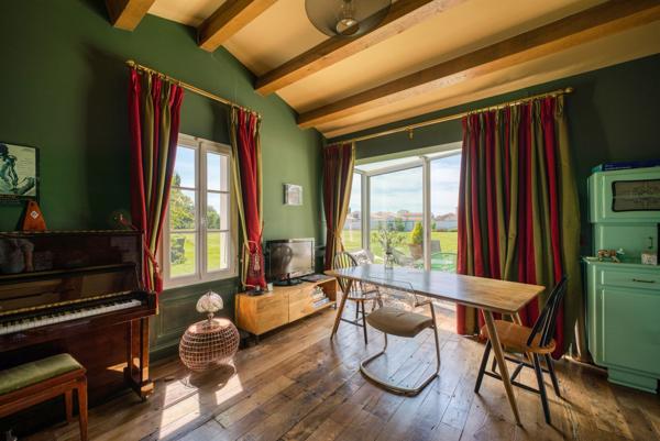 DOLUS D'OLÉRON Villa d'architecte avec piscine