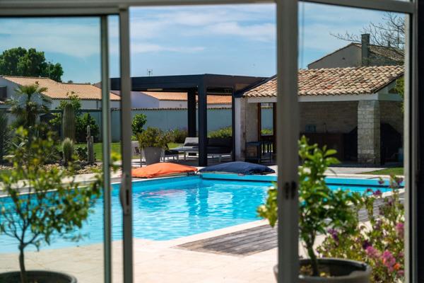 DOLUS D'OLÉRON Villa d'architecte avec piscine