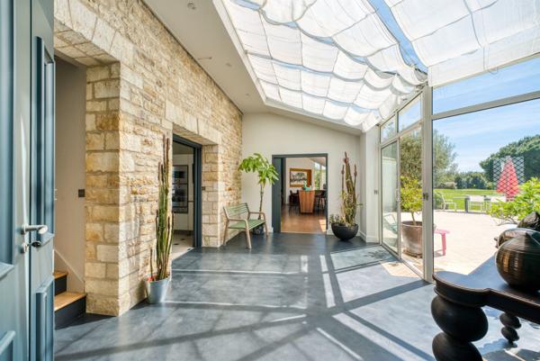 DOLUS D'OLÉRON Villa d'architecte avec piscine