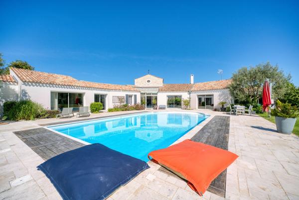 DOLUS D'OLÉRON Villa d'architecte avec piscine