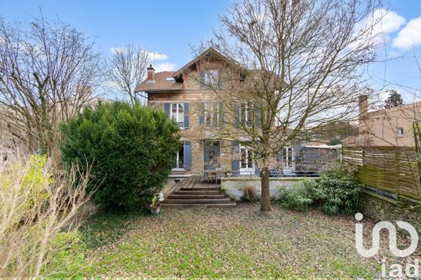 Maison à vendre 9 pièces 230 m² Vaucresson