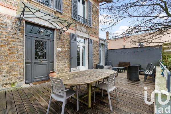 Maison à vendre 9 pièces 230 m² Vaucresson