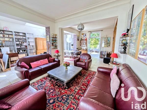 Maison à vendre 9 pièces 230 m² Vaucresson