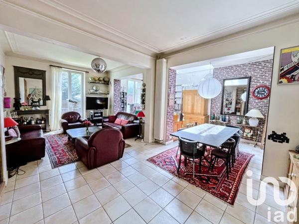 Maison à vendre 9 pièces 230 m² Vaucresson