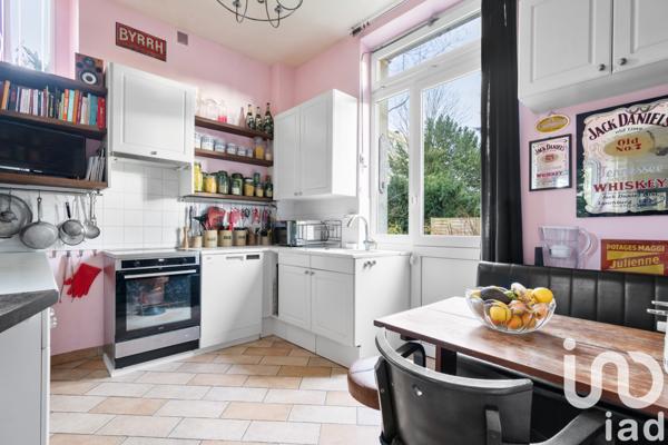 Maison à vendre 9 pièces 230 m² Vaucresson