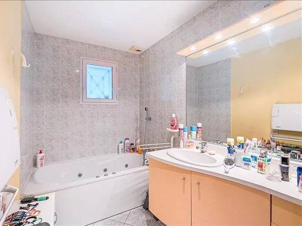 Maison T4 114 m² plain pied