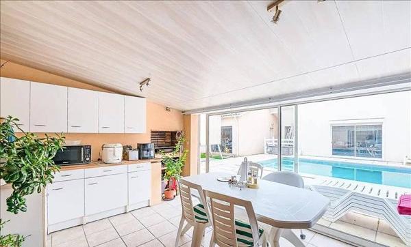 Maison T4 114 m² plain pied