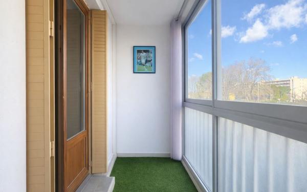 Appartement à vendre    3 pièces • 76 m2 Marseille 10