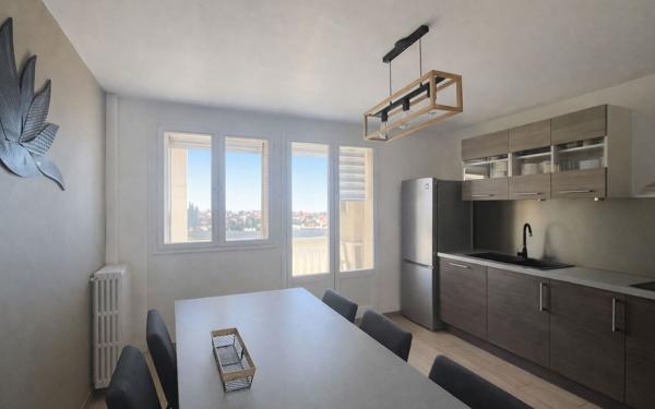 Appartement à vendre    3 pièces • 76 m2 Marseille 10
