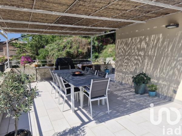 Maison à vendre 6 pièces 233 m² Le Revest-les-Eaux