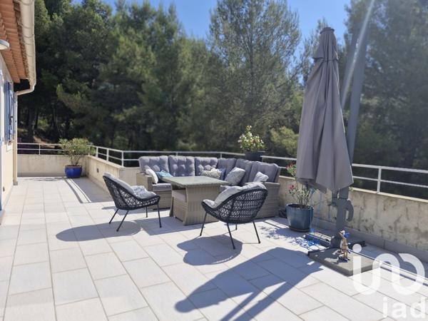 Maison à vendre 6 pièces 233 m² Le Revest-les-Eaux