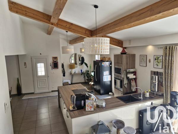 Maison à vendre 6 pièces 233 m² Le Revest-les-Eaux