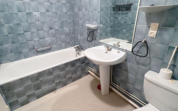 Appartement à vendre    4 pièces • 101 m2 Pau