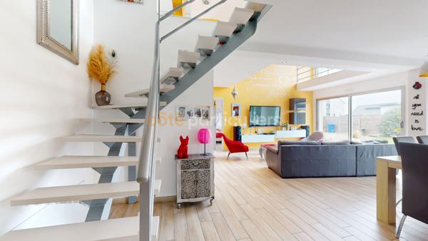 Vente Maison165 m² - 6 Pièces - BREHAL (50290)