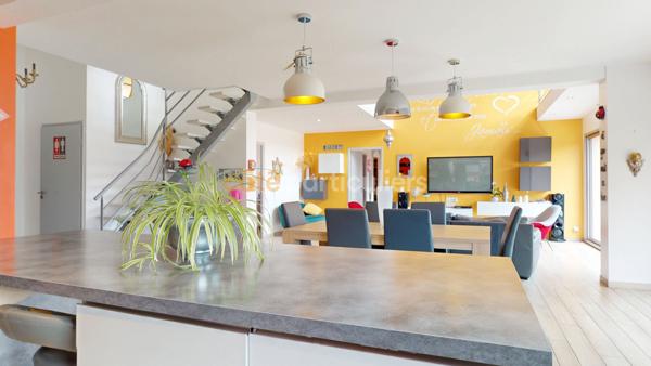 Vente Maison165 m² - 6 Pièces - BREHAL (50290)