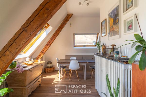 Dernier étage et son jardin au coeur du Conseil des XV