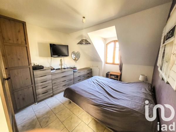 Maison 6 pièces de 112 m² à Mézières-sur-Seine (78970)