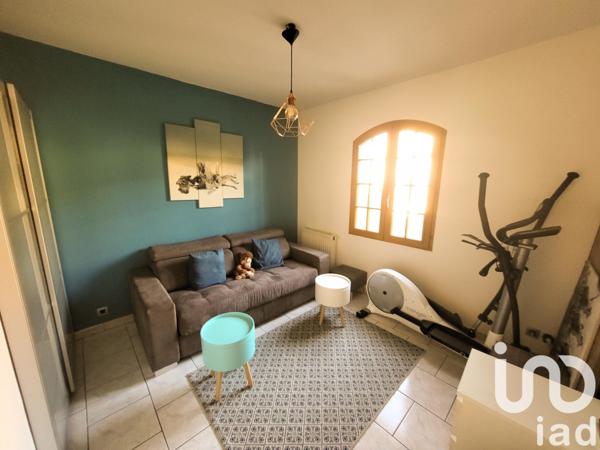 Maison 6 pièces de 112 m² à Mézières-sur-Seine (78970)