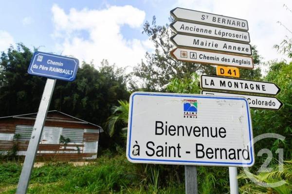 Terrain à vendre  896 m2 ST DENIS - 974