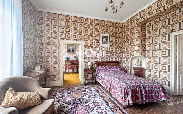 Maison à vendre    14 pièces •  Doyet