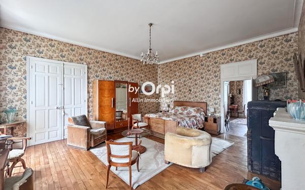 Maison à vendre    14 pièces •  Doyet