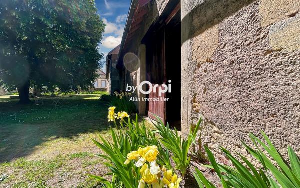 Maison à vendre    14 pièces •  Doyet